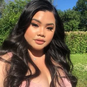 Meet your Posher, Nic